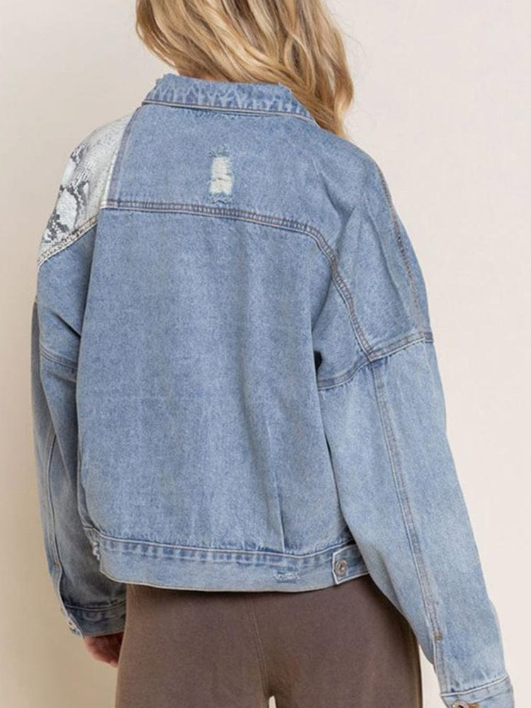 Chaqueta vaquera con estampado de serpiente bohemio
